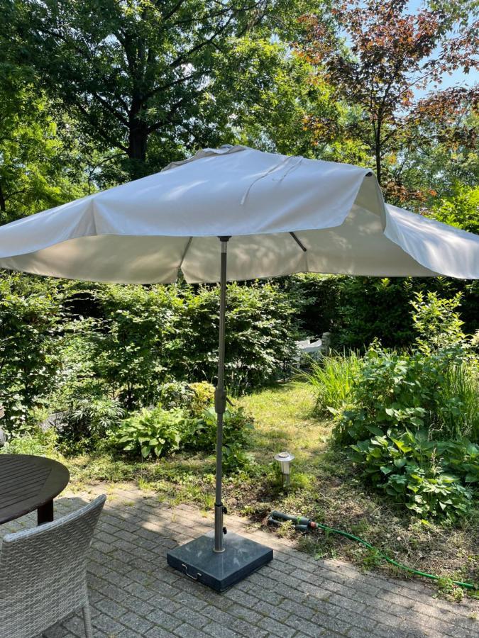 Luxe Recreatiebungalow Зелхем Екстериор снимка